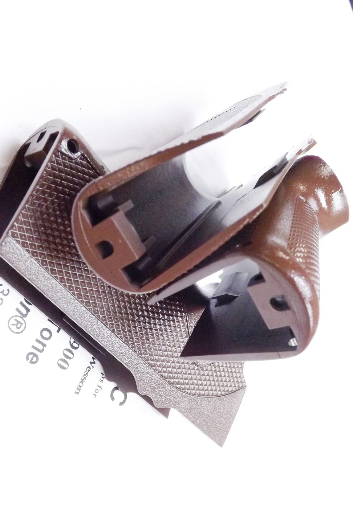 Wood Tone Krylon Grips for S&W 4006 5906 Smith & Wesson 5900 4000 Pistols Straight Back Thin profile - Image 3