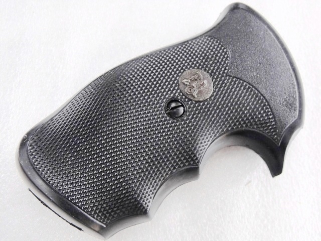 Pachmayr Finger Groove Rubber Combat Gripper Grips for Smith & Wesson N Frame Square Butt Revolvers models 24 25 27 28 29 57 58 625 627 629 657 New SNG 03292