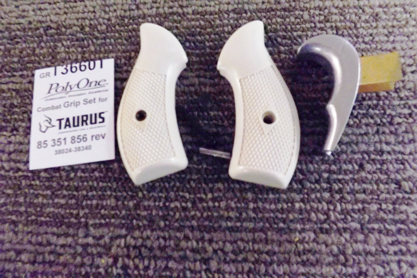 Ivory Poly Grips Frame Seal, Pin & T Grip Adapter for Taurus 85 856 Revolvers - Image 15