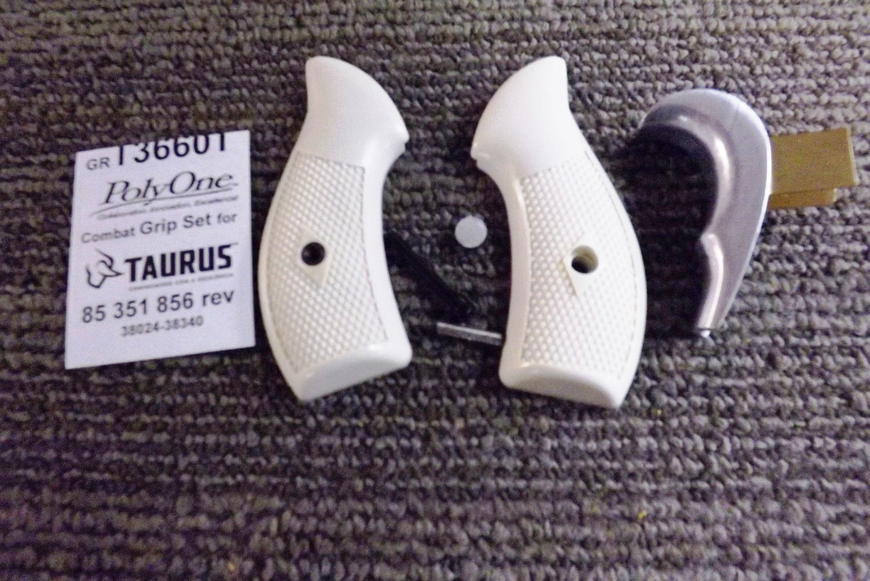 Ivory Poly Grips Frame Seal, Pin & T Grip Adapter for Taurus 85 856 Revolvers - Image 16