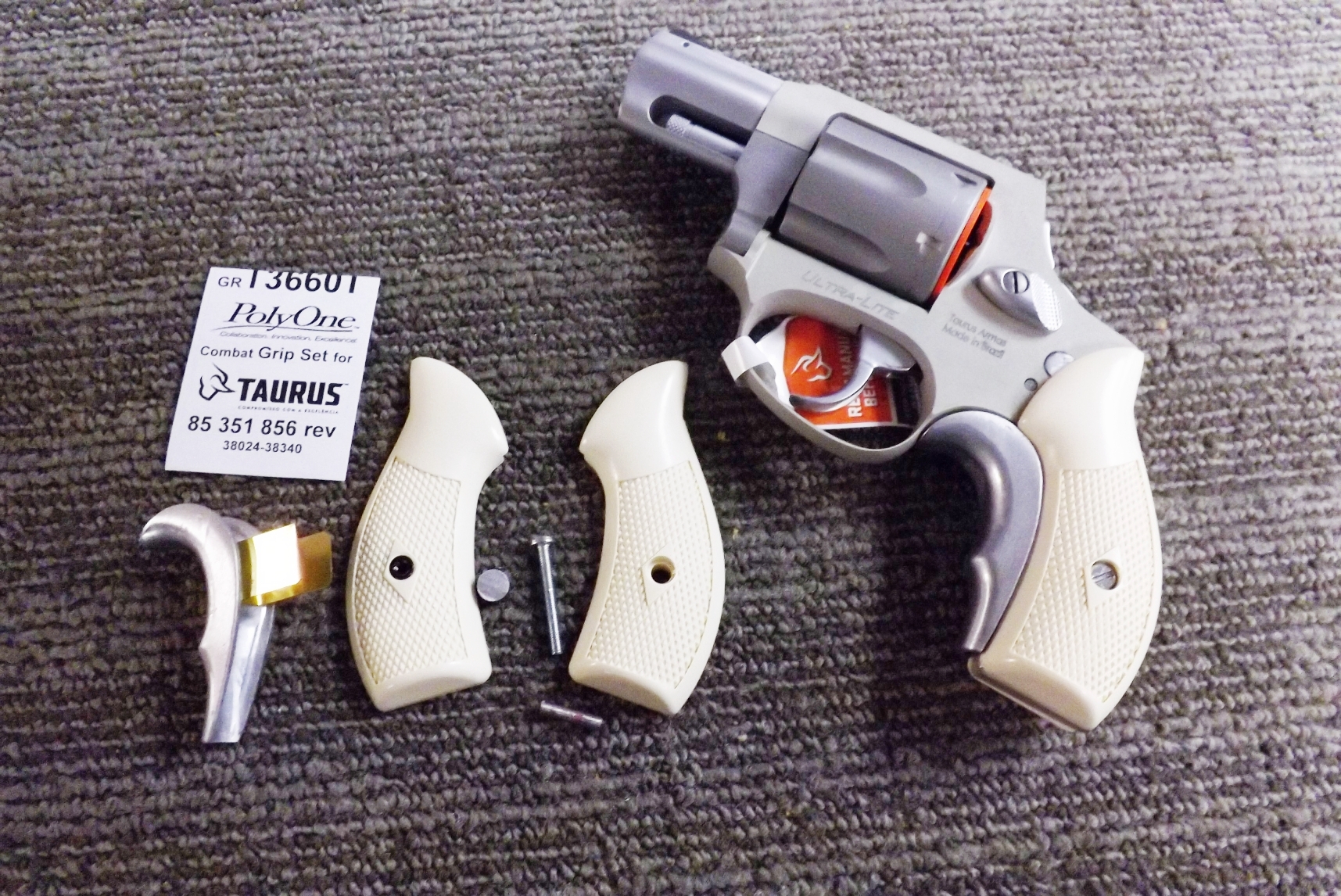 Ivory Poly Grips Frame Seal, Pin & T Grip Adapter for Taurus 85 856 Revolvers - Image 12