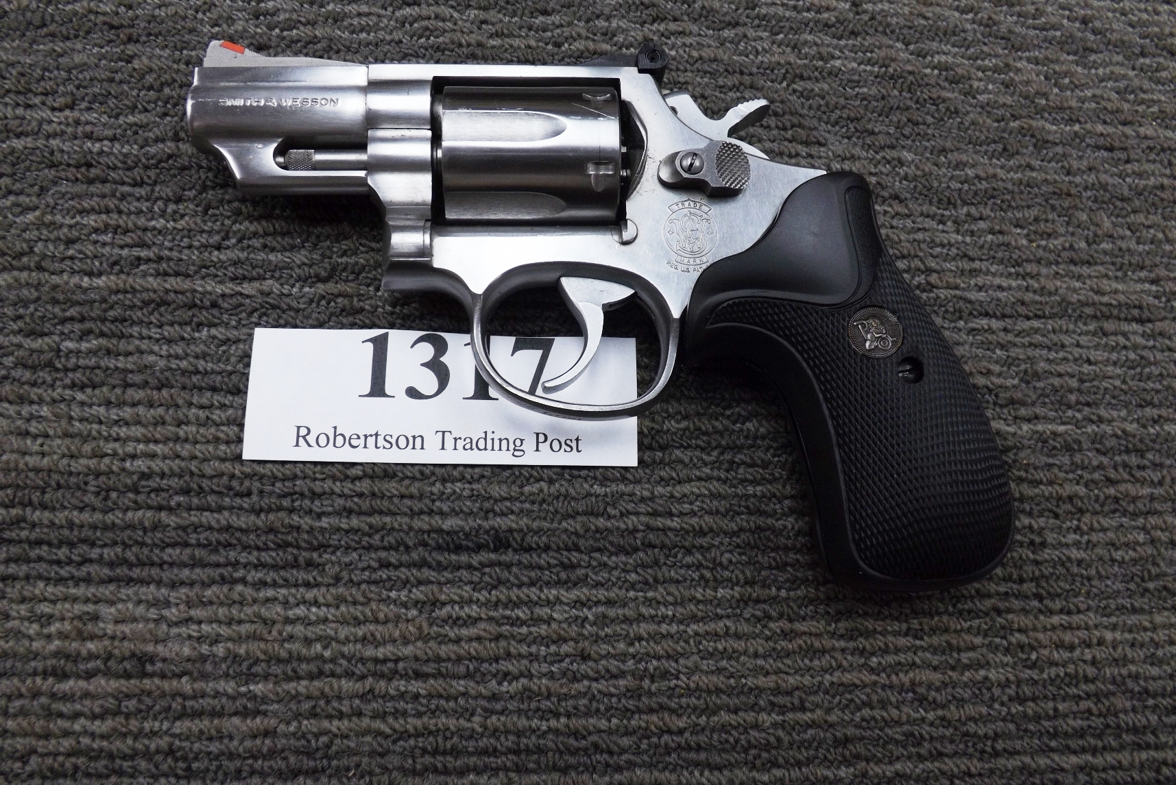 Smith & Wesson .357 Magnum model 66-3 manufactured1988 SS 2 1/2” S&W Revolver Satin TH Excellent Condition