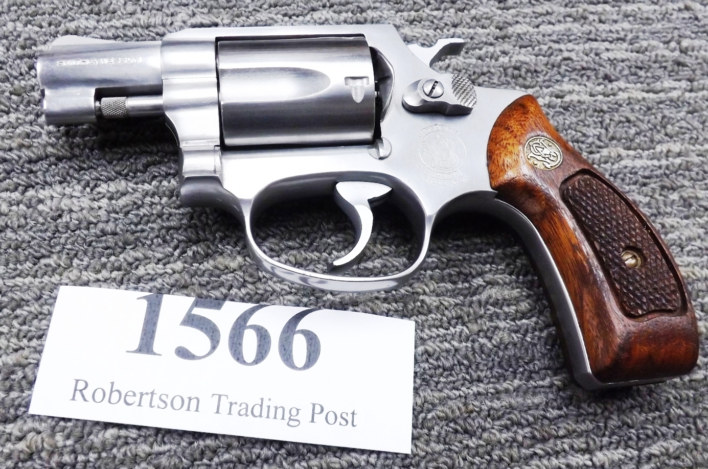 S&W .38 Special model 60-3 Stainless 2” Snub Smith & Wesson Revolver 1989 Cold War