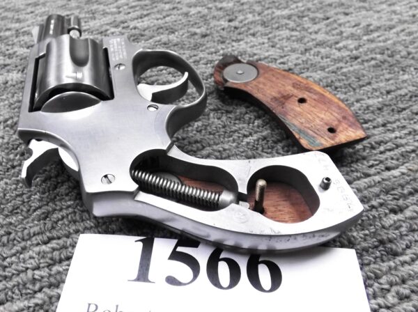 S&W .38 Special model 60-3 Stainless 2” Snub Smith & Wesson Revolver 1989 Cold War - Image 3
