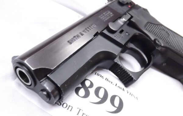 Smith & Wesson 9mm model 469 Compact 1989 VG-Exc 3 Safeties S&W 6906 type with Holster and Magazine Offer - Image 3