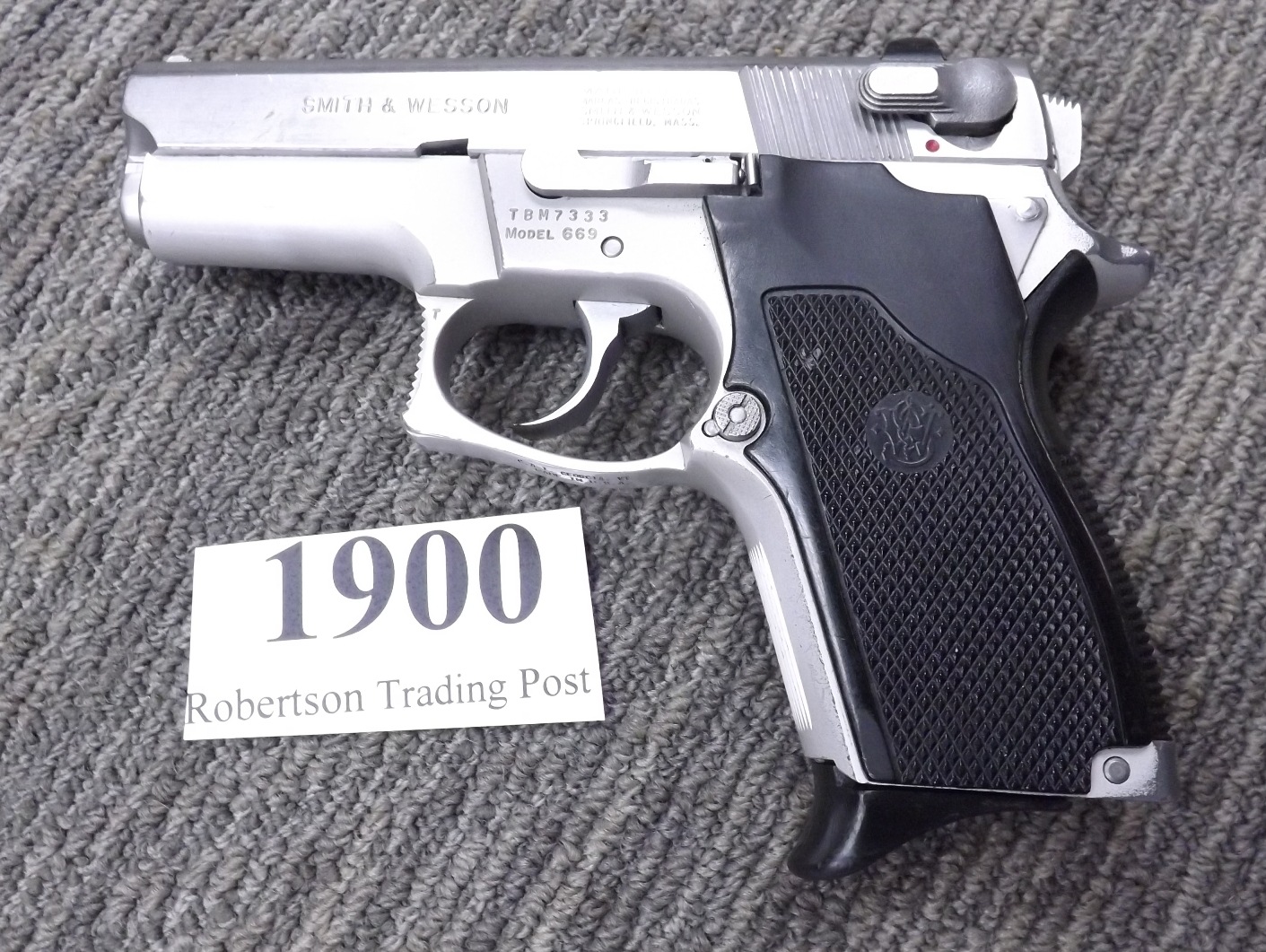 Smith & Wesson 9mm model 669 Compact 1988 VG 13 shot S&W 6906 type