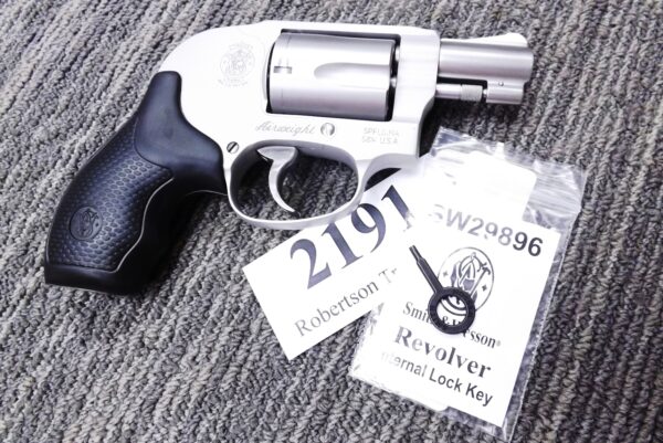 Smith & Wesson .38 Spl 638-3 Airweight Bodyguard Stainless S&W Exc  S&W 638-3 .38 Special Airweight Bodyguard Stainless Lightweight NIB 38 spl +P Smith & Wesson 163070 CA MA OK 38 Spl Model 638 - Image 17