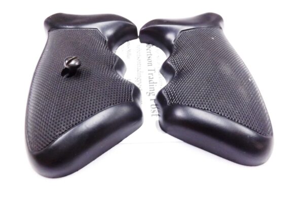 1970s Sile Finger Groove Combat Grips for S&W K L Square Revolvers Black Rubber - Image 5