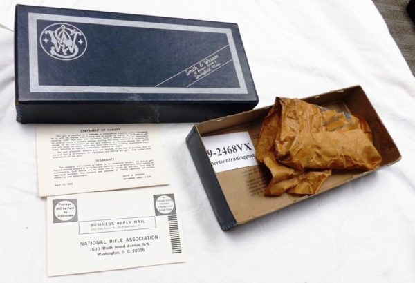 Smith & Wesson Factory 2 Piece Blue model 19-2 Box 4 inch 1968 Nox, NRA, Wty