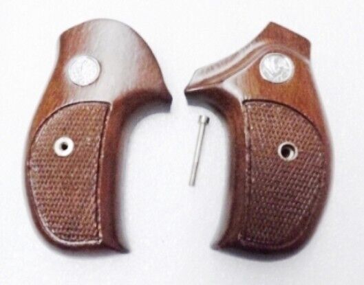 Sile Walnut Combat Grips for Taurus 85 94 605 941 Revolvers Banana No Go on Poly