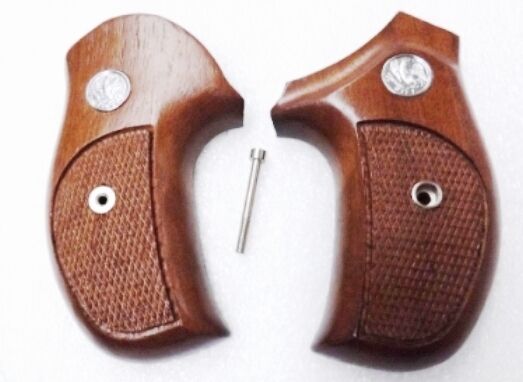 Sile Walnut Combat Grips fitted to Rossi R352, R461, R462 1980s Banana type