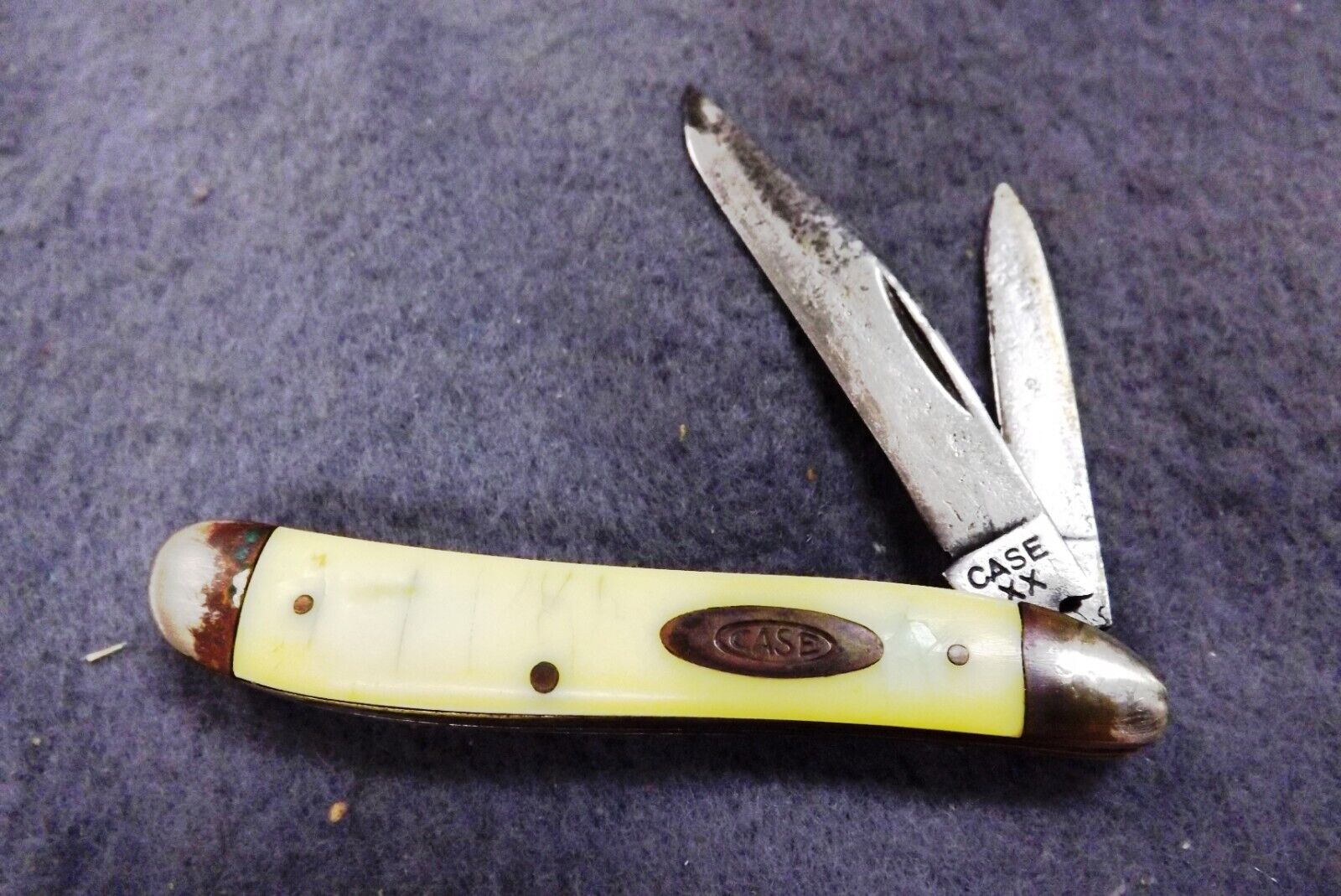 c 1960 Case XX No USA 3220 Yellow Handled Peanut VG Mini Jack Pocket Knife