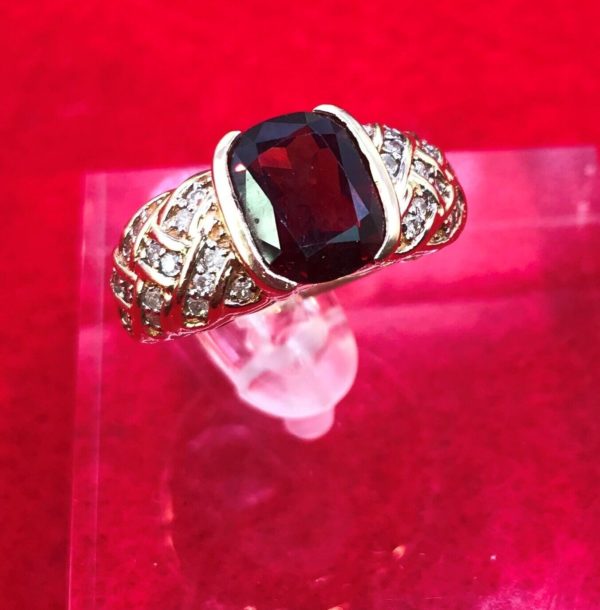 1970s Leer Gem Ltd. 2 1/2 Carat Oval Cut Garnet with 1/2 Carat Diamonds 6.2g 14K - Image 4