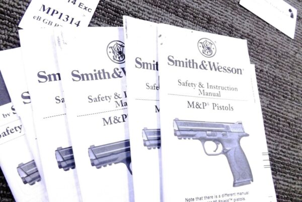 2013 Smith & Wesson M&P Instruction Manual & Factory Registration S&W 2 Docs - Image 9