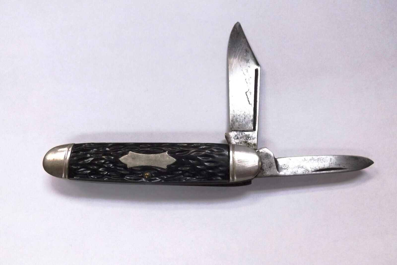 Camillus 16 Pattern Equal End Jack Knife 3 3/8 oal 2 7/8 Clip Rough Black 1950s